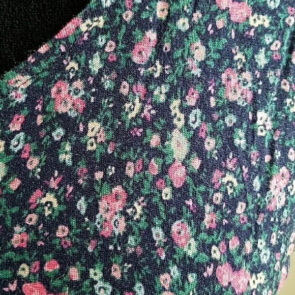 Blue floral top, sleeveless, open back, small - Picture 4 of 4